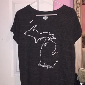 Michigan feathered grey t-shirt
